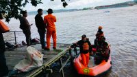 Setelah dikabarkan terseret arus Sungai Mahakam, pencarian anak yang tenggelam dilanjutkan hari ini.