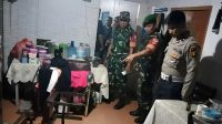 TKP: Jajaran kepolisian mendatangi tempat kejadian perkara yang menewaskan Rukiyah yang dilakukan oleh anak sendiri. (Istimewa)