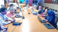 EVALUASI: Rapat evaluasi hasil pendampingan struktur organisasi Posyandu 6 SPM. (Dok DPMD Kukar)