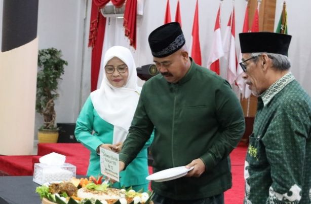 RAYAKAN: Hari Puncak Peringatan Harlah Fatayat NU ke-75 tahun ini berlangsung meriah di Pendopo Odah Etam, Sabtu (10/5/2025).