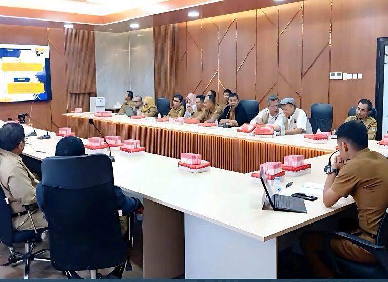 DIPERSIAPKAN: Rapat pembahasan dan pengembangan dan tema gelar teknologi tepat guna (TTG) Kaltim 2026. (Dok. Humas DPMD Kaltim)